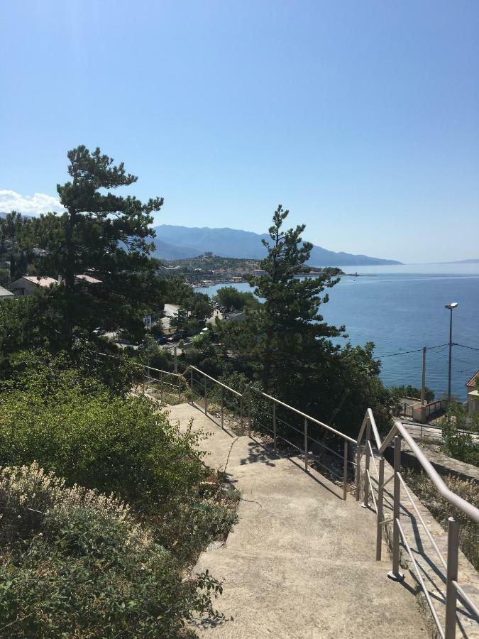 Apartman Mimoz Senj  Esterno foto