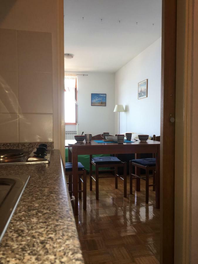 Apartman Mimoz Senj  Esterno foto