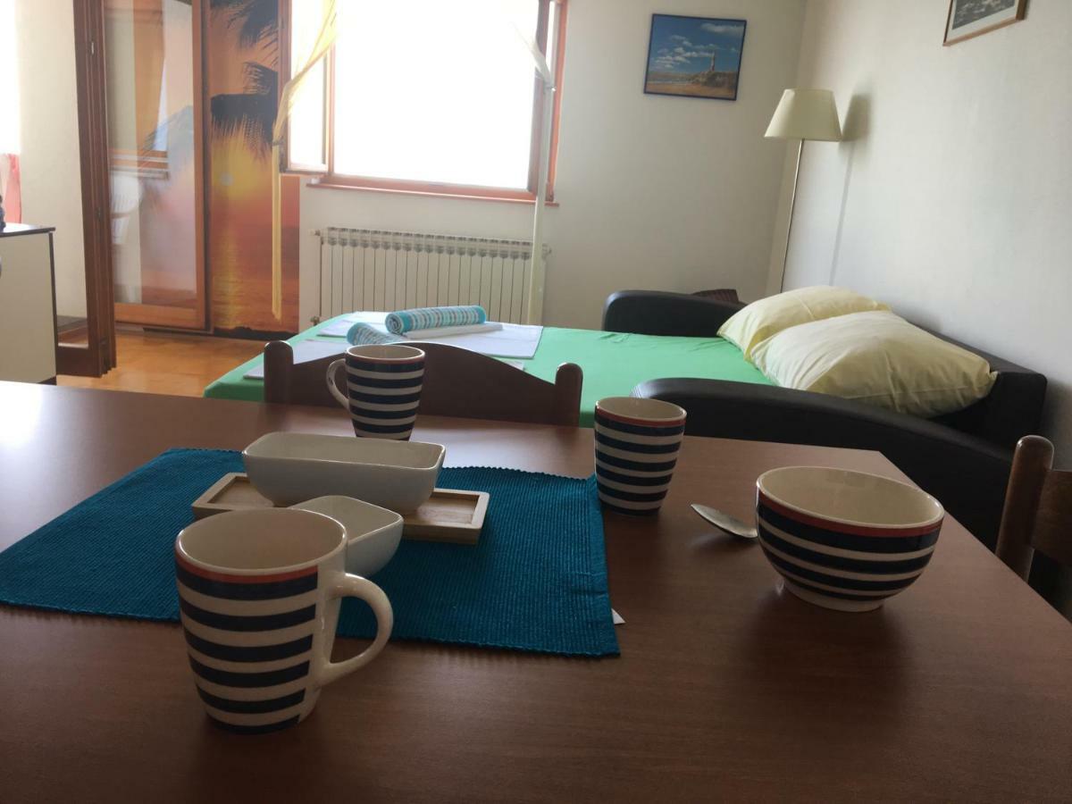 Apartman Mimoz Senj  Esterno foto
